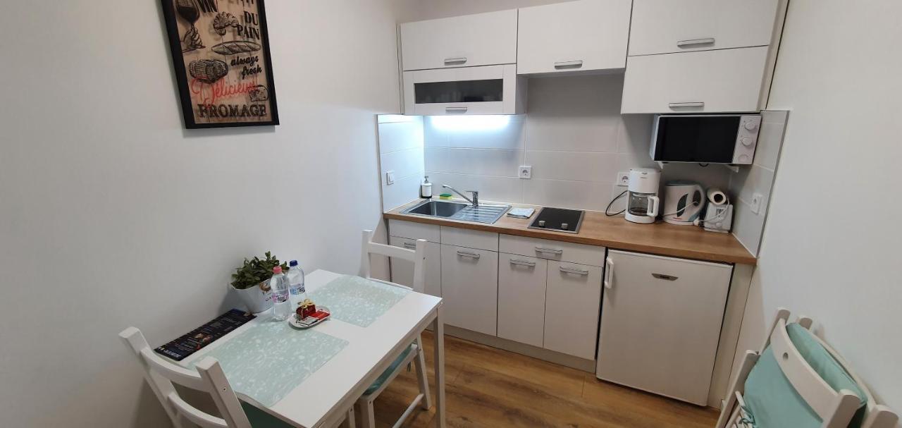Ferienwohnung Sunset Wellness Apartman Zalakaros Exterior foto