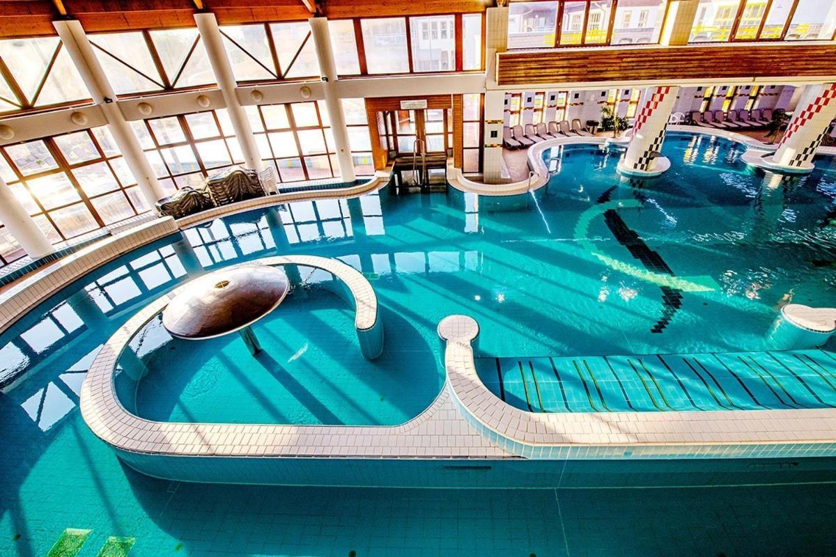 Ferienwohnung Sunset Wellness Apartman Zalakaros Exterior foto